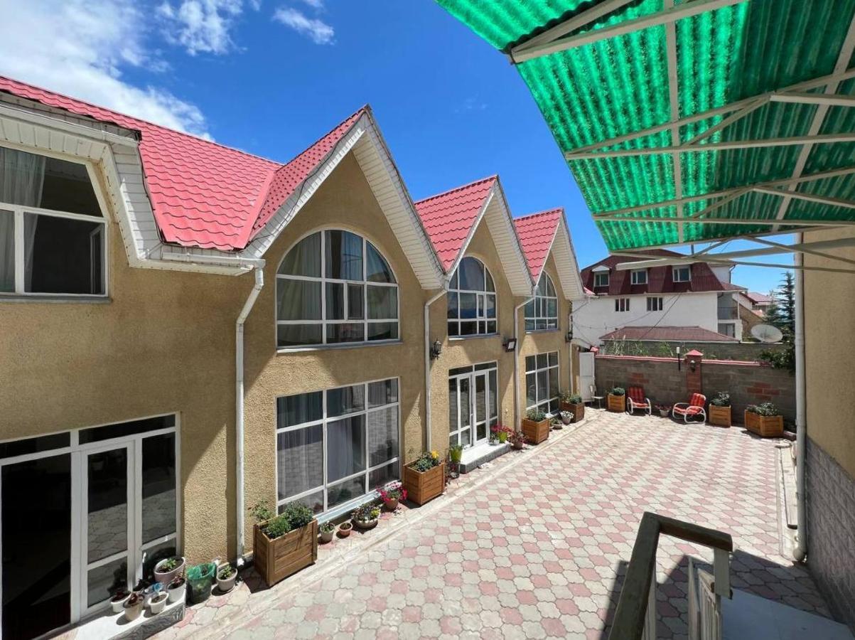 Tan Nuru Guest House Гостевой Дом Тан Нуру Tscholponata Exterior foto