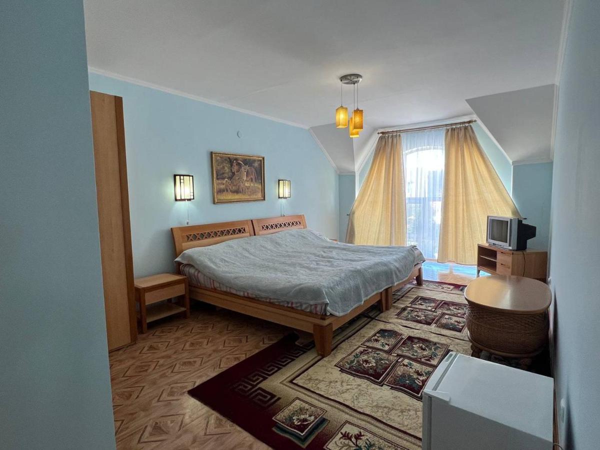 Tan Nuru Guest House Гостевой Дом Тан Нуру Tscholponata Exterior foto