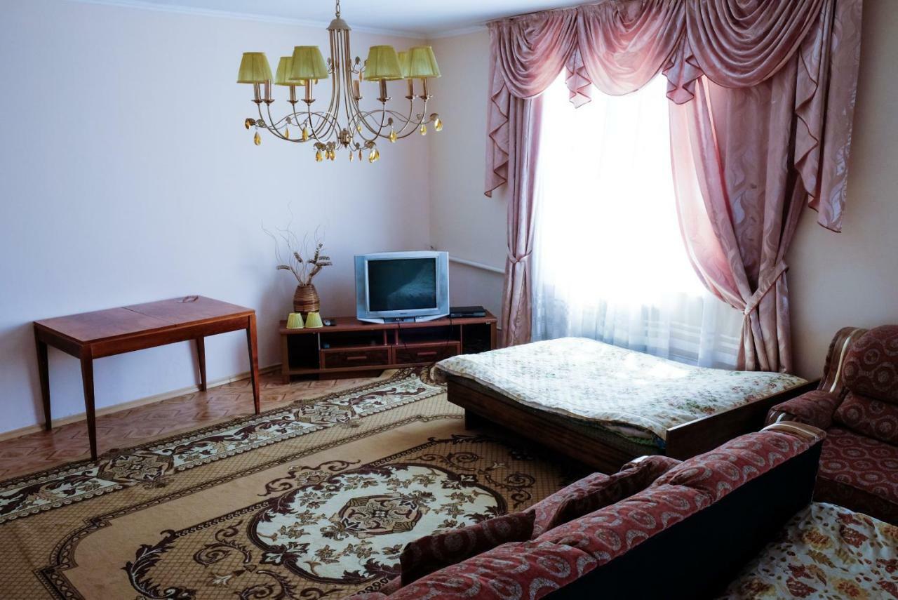 Tan Nuru Guest House Гостевой Дом Тан Нуру Tscholponata Exterior foto
